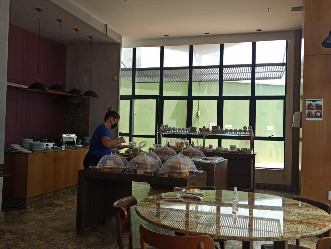 Apartamento Flat Em Ponta Neg Vista O Mar - Plaza Suites